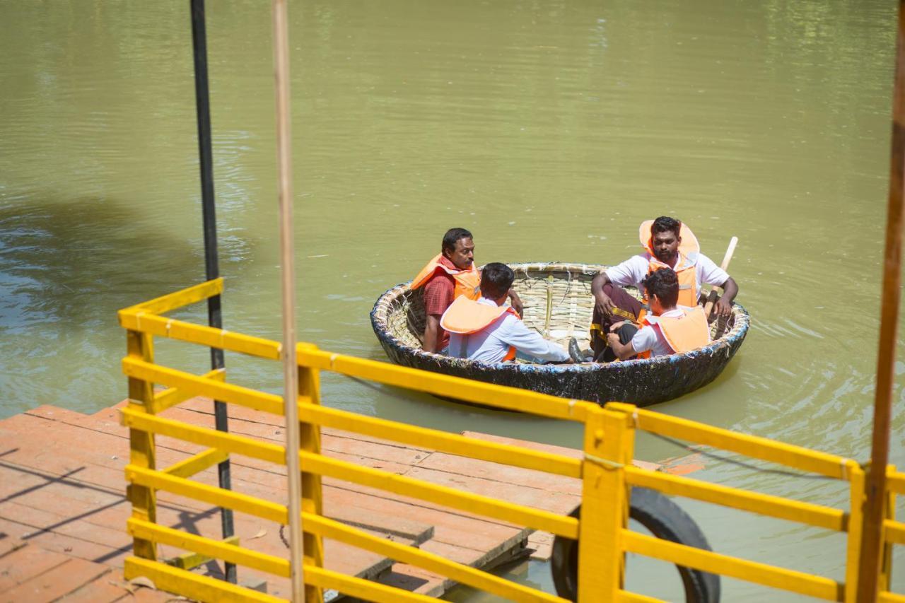 Nsk Anamthara Resort Private Limited Attingal Esterno foto